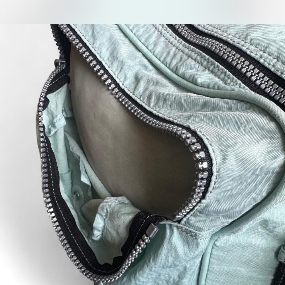 Kipling Mint Green/light blue Duffel Bag with Black Zipper - Picture 6 of 8